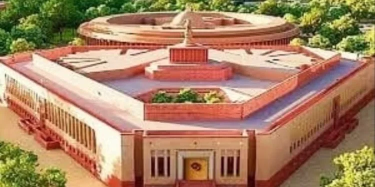 ಪ್ರತಿಪಕ್ಷಗಳ ಗದ್ದಲ: ಸಂಸತ್ ಕಲಾಪಕ್ಕೆ ಅಡ್ಡಿ, ಎನ್ಡಿಎ ಸಂಸದರಿಂದಲೂ ಪ್ರತಿಭಟನಾ ಮೆರವಣಿಗೆ
