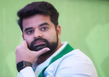 ಜೈಲಿನಲ್ಲಿ ಮೊಬೈಲ್ ಬಳಕೆ ಆರೋಪ; ಪ್ರಜ್ವಲ್ ರೇವಣ್ಣ ಸಾಮಾನ್ಯ ಸೆಲ್ಗೆ ಸ್ಥಳಾಂತರ
