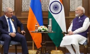 SCO ಶೃಂಗಸಭೆ: ಅರ್ಮೇನಿಯಾ ಪ್ರಧಾನಿ ಜೊತೆ ಮೋದಿ ಮಾತುಕತೆ