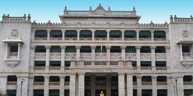 UPSC ಮಾದರಿಯಲ್ಲಿ KPSCಗೂ ಸೂಕ್ತ ಕಾಯಕಲ್ಪ ನೀಡುವಂತೆ ಸಿಎಂಗೆ ಕಾಂಗ್ರೆಸ್ ಮುಖಂಡರ ಮನವಿ