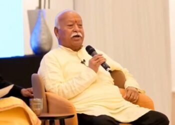 ವಿಭಜಿಸುವುದಕ್ಕಿಂತ ಒಗ್ಗೂಡಿಸುವ ಮೌಲ್ಯಗಳಿಗೆ ಒತ್ತು ನೀಡಿ: ಮೋಹನ್ ಭಾಗವತ್