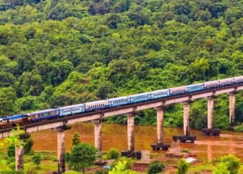 ಮಂಗಳೂರುಅಹಮದಾಬಾದ್, ಕಾನ್ಪುರ–ಮಧುರೈ ವಿಶೇಷ ರೈಲು ಸೇವೆ ನವೆಂಬರ್ ಅಂತ್ಯದವರೆಗೆ ವಿಸ್ತರಣೆ