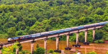 ಮಂಗಳೂರುಅಹಮದಾಬಾದ್, ಕಾನ್ಪುರ–ಮಧುರೈ ವಿಶೇಷ ರೈಲು ಸೇವೆ ನವೆಂಬರ್ ಅಂತ್ಯದವರೆಗೆ ವಿಸ್ತರಣೆ