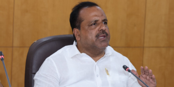ಡಾರ್ಕ್ಸ್ಟೋರ್ಗಳಲ್ಲಿ ₹3 ಕೋಟಿಗೂ ಅಧಿಕ ಅವಧಿ ಮೀರಿದ ಉತ್ಪನ್ನ ವಶ; ತಪ್ಪಿತಸ್ಥರ ವಿರುದ್ಧ ಕಠಿಣ ಕ್ರಮ ಎಂದ ಸಚಿವ ಯು.ಟಿ. ಖಾದರ್
