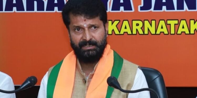 ಮತದಾರರ ಪಟ್ಟಿ ಪರಿಷ್ಕರಣೆ ಕಾನೂನುಬದ್ಧ ಪ್ರಕ್ರಿಯೆ; ವಿರೋಧದ ಹಿಂದೆ ಕಾಂಗ್ರೆಸ್‌ನ ದುರುದ್ದೇಶ: ಡಾ. ರವಿ ಸಿ.ಟಿ ಆಕ್ರೋಶ