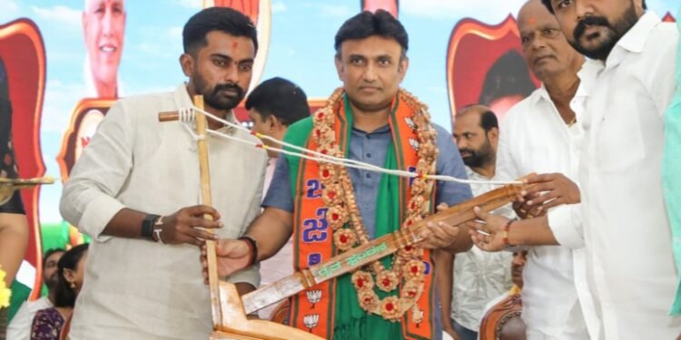 4,000ಕ್ಕೂ ಹೆಚ್ಚು ರೈತರಿಗೆ ಬೆಳೆ ವಿಮೆ ಪಾಲಿಸಿ ವಿತರಣೆ: ಡಾ. ಕೆ. ಸುಧಾಕರ್