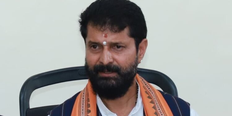 ‘ಭ್ರಷ್ಟಾಚಾರ ಮಾಡಬೇಡಿ ಎನ್ನುವ ಬದಲು ಸಿಕ್ಕಿಬೀಳಬೇಡಿ ಎಂದಂತಿದೆ’: ಡಾ. ರವಿ ಸಿ.ಟಿ.