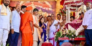 ಸಾಂಪ್ರದಾಯಿಕ ಮೈಸೂರು ದಸರಾದಲ್ಲಿ ಗರಿಗೆದರಿದ ‘ಚಾಮುಂಡೇಶ್ವರಿ ವೈಭವ’
