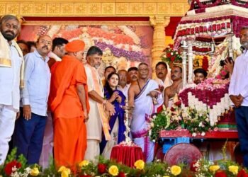 ಸಾಂಪ್ರದಾಯಿಕ ಮೈಸೂರು ದಸರಾದಲ್ಲಿ ಗರಿಗೆದರಿದ ‘ಚಾಮುಂಡೇಶ್ವರಿ ವೈಭವ’