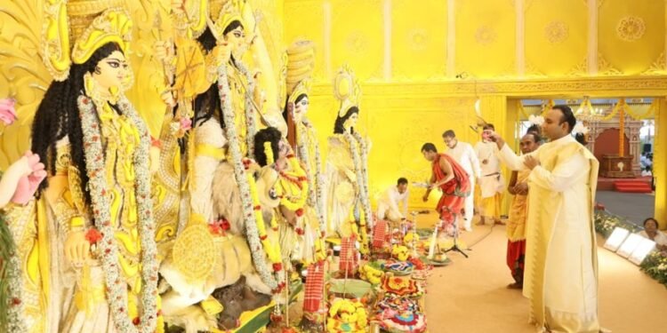 ಮುದ್ದೇನಹಳ್ಳಿಯ ಸತ್ಯ ಸಾಯಿ ನವರಾತ್ರಿ ಉತ್ಸವದಲ್ಲಿ ಮೇಧಾ ದಕ್ಷಿಣಾಮೂರ್ತಿ ಯಾಗ, ಸರಸ್ವತಿ ಪೂಜೆ