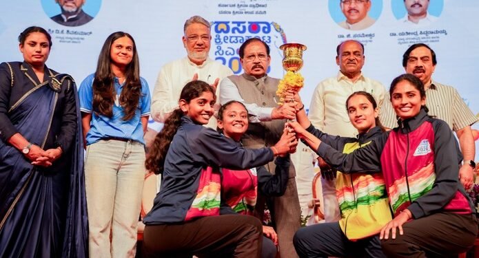 ಮೈಸೂರಿನಲ್ಲಿ ‘ಸಿಎಂ ಕಪ್ 2026’ ಕ್ರೀಡಾಕೂಟ: ಏಷ್ಯನ್ ಗೇಮ್ಸ್‌, ಕಾಮನ್‌ವೆಲ್ತ್ ಗೇಮ್ಸ್ ಪದಕ ವಿಜೇತರಿಗೆ ಸನ್ಮಾನ