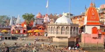 2027ರ ಸಿಂಹಸ್ಥ ಕುಂಭಮೇಳಕ್ಕೆ ಭರ್ಜರಿ ತಯಾರಿ; ರಾಷ್ಟ್ರಪತಿಗೆ ಮಹಾ ಸರ್ಕಾರ ಆಹ್ವಾನ