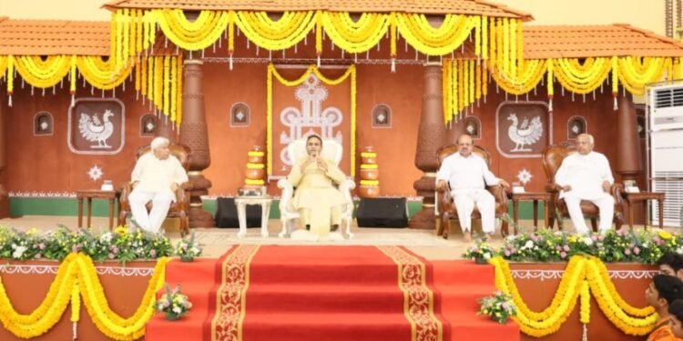 ಸತ್ಯ ಸಾಯಿ ಗ್ರಾಮದಲ್ಲಿ ನವರಾತ್ರಿ ಉತ್ಸವ: ಮೊಬೈಲ್ ವ್ಯಸನದಿಂದ ಮಕ್ಕಳನ್ನು ಹೊರತರಲು ಮನಸ್ಸು ಸಿದ್ಧಗೊಳಿಸಬೇಕು: ಎಚ್.ಕೆ. ಪಾಟೀಲ್