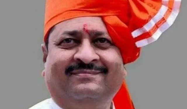 ಸಿದ್ದರಾಮಯ್ಯ ರಾಜೀನಾಮೆಗೆ ಒತ್ತಡ ಹೇರಲು ಸಿಡಿ ತೋರಿಸಲಾಗಿತ್ತು: ಯತ್ನಾಳ್ ಆರೋಪ
